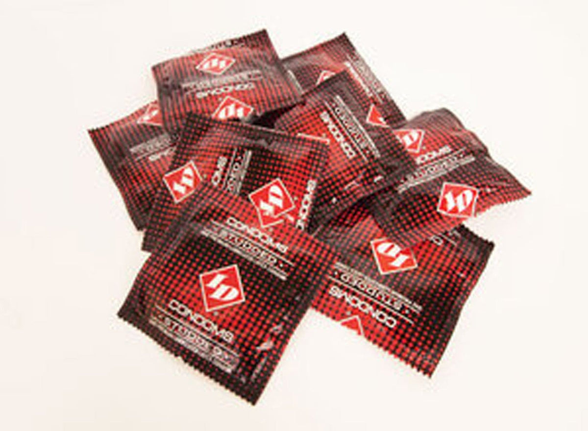 Bolsa de condones con tachuelas de 144 piezas
