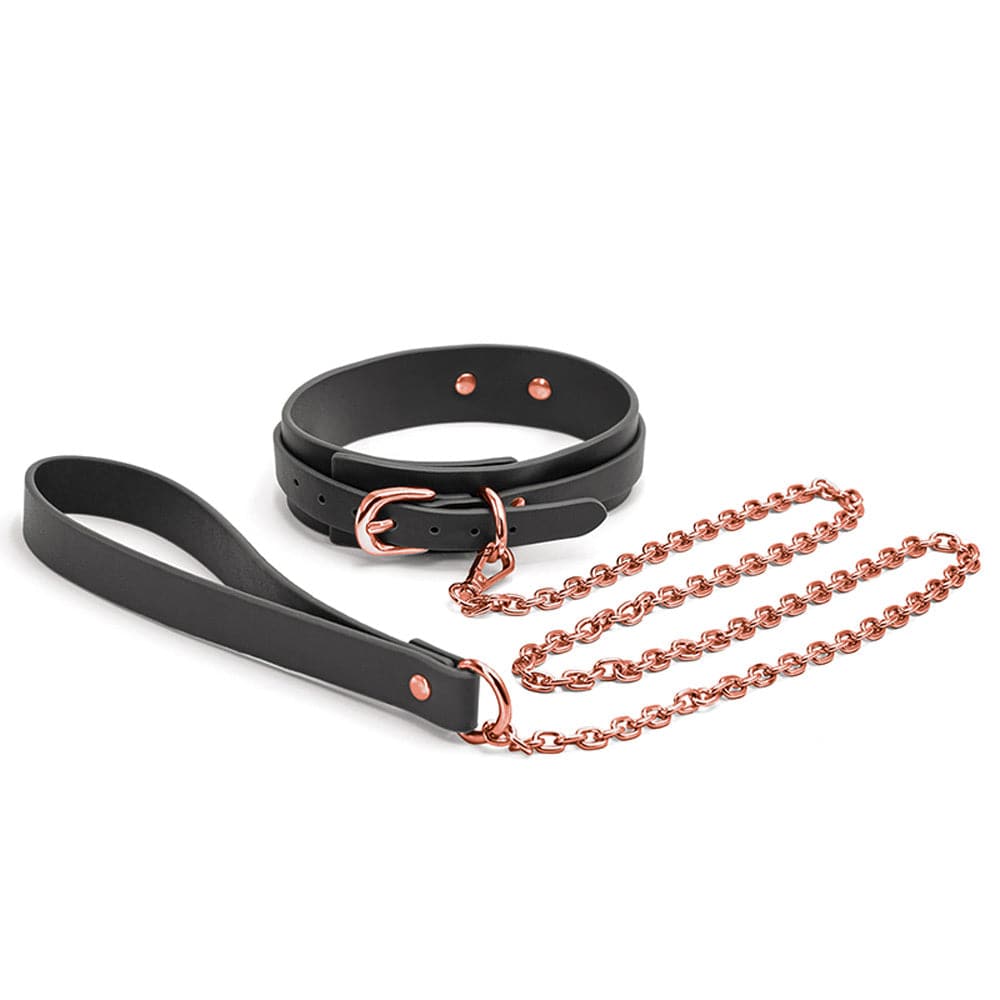 bondage couture collar and leash black