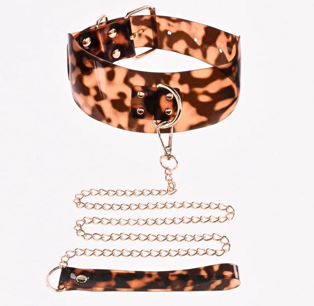 sincerely amber collar with leash